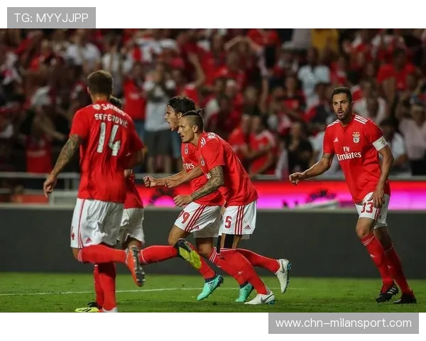 AC米兰在线直播平台最新赛事全程回放，第一时间掌握红黑军团每场比赛精彩瞬间